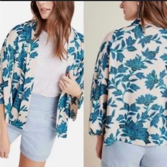 Anthropologie Andersen & Lauth Floral Triangle Kimono Topper One Size fits Most - Picture 1 of 5